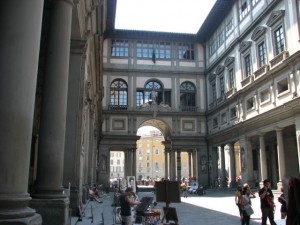 Uffizi Gallery forecourt with artists
