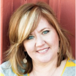 Cheryl Boglioli full-time artist and social media mave