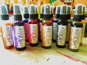 Art Journaling with Imagine Craft product Irresistible Sprays & Stazon inkpads