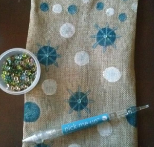 decorating a cloth bag